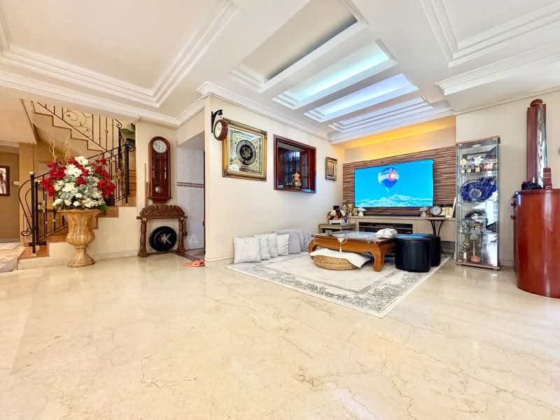 498A Tampines Street 45, 498A Tampines Street 45, 5 Bedrooms, 1,582 sqft, HDB Flat For Sale, by Kane Seow, 500233508 - Living Room - PropertyGuru.com.sg