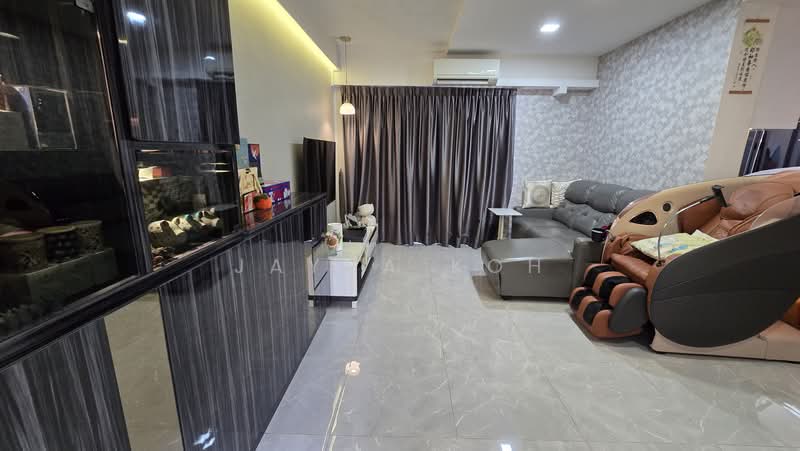525 Serangoon North Avenue 4, 525 Serangoon North Avenue 4, 4 Bedrooms, 1,636 sqft, HDB Flat For Sale, by Jayna Koh, 500233515 - Living Room - PropertyGuru.com.sg