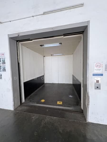 Tuas View Square, Tuas View Square, Boon Lay / Jurong / Tuas, 6,040 sqft, Factory / Workshop (B2) For Rent, by Desmond Kuah, 500233534 - Entrance - CommercialGuru.com.sg