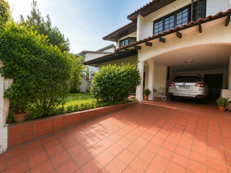 ADELYN 9325.9988 1KM ACSBR/ SCGS BEAUTIFUL PLOT FOR REBUILDING, GOLDHILL, 4 Bedrooms, 3,000 sqft, Semi-Detached House For Sale, by Adelyn Khoo, 500233546 - Exterior - PropertyGuru.com.sg
