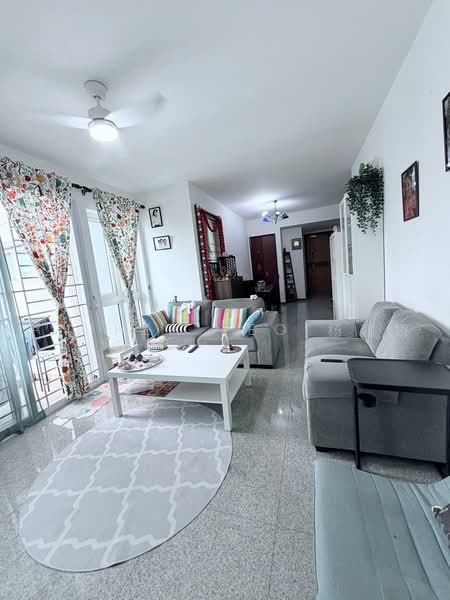 The Warren, 55 Choa Chu Kang Loop, 2 Bedrooms, 1,066 sqft, Apartment For Sale, by Anthea Yeo 杨丽娇, 500233548 - Living Room - PropertyGuru.com.sg