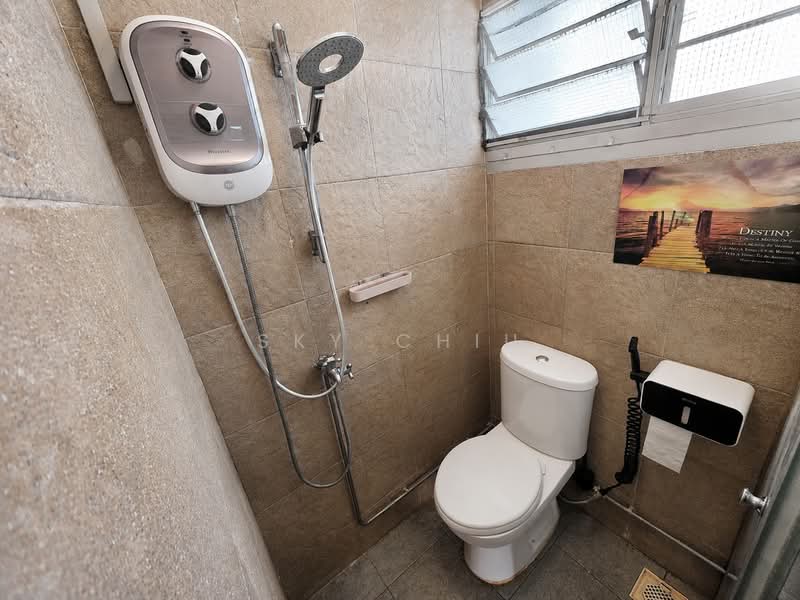 857 Jurong West Street 81, 857 Jurong West Street 81, Room Rental, 100 sqft, HDB Flat For Rent, by Sky Chiu, 500233549 - Self Upkeep Shared Bathroom - PropertyGuru.com.sg