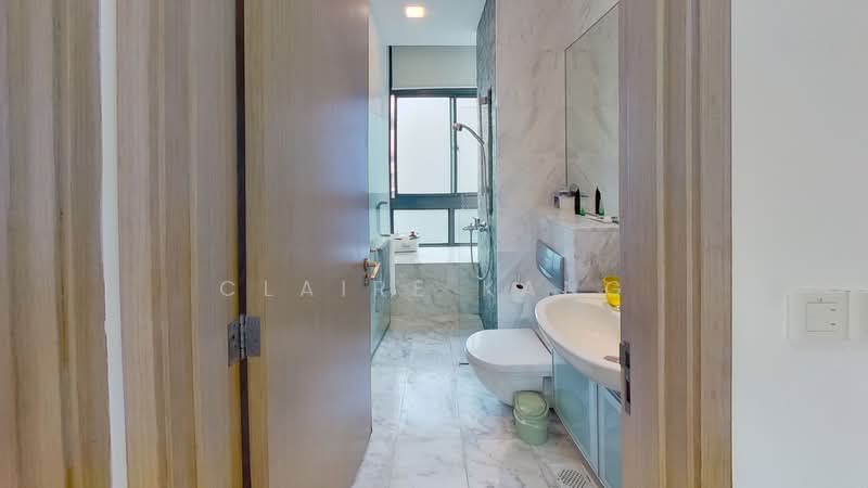 Rhapsody on Mount Elizabeth, 16 Mount Elizabeth, 3 Bedrooms, 1,561 sqft, Condominium For Rent, by Claire Kang, 500233557 - Bathroom - PropertyGuru.com.sg
