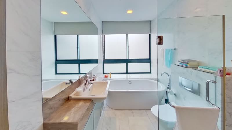 Rhapsody on Mount Elizabeth, 16 Mount Elizabeth, 3 Bedrooms, 1,561 sqft, Condominium For Rent, by Claire Kang, 500233557 - Bathroom - PropertyGuru.com.sg