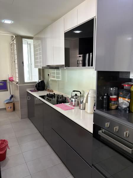 Rosewood, 1 Rosewood Drive, 3 Bedrooms, 1,178 sqft, Condominium For Sale, by David Quek, 500233559 - Kitchen - PropertyGuru.com.sg
