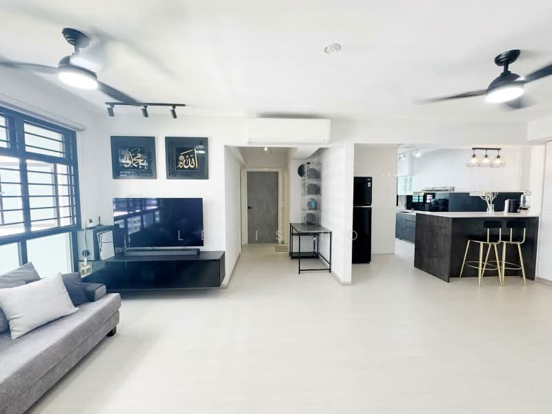 419D Northshore Drive, 419D Northshore Drive, 3 Bedrooms, 1,011 sqft, HDB Flat For Sale, by Lewis Ho, 500233572 - Living Room - PropertyGuru.com.sg