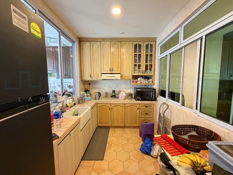 Room Rental in Serangoon Garden, , Room Rental, 200 sqft, Terraced House For Rent, by Lawrence Teo (赵世廷), 500233579 - Kitchen - PropertyGuru.com.sg