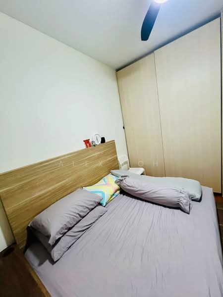 The Tampines Trilliant, 25 Tampines Central 7, 3 Bedrooms, 872 sqft, Condominium For Rent, by Alex Goh, 500233592 - Bedroom - PropertyGuru.com.sg