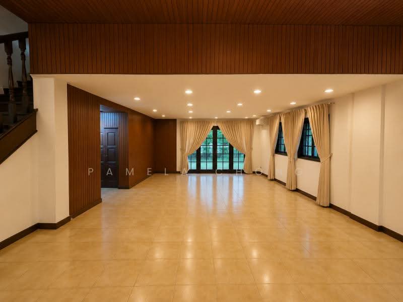 EXCLUSIVE ! POSSIBLE TO DETACH @ PRIME GOLDHILL, 1 KM ACS/SCGS/SJI, CALL PAM 90228600, Goldhill, Stevens Road, Chancery, Dunearn Rd, 4 Bedrooms, 3,000 sqft, Semi-Detached House For Sale, by Pamela Chong, 500233604 - Living Room - PropertyGuru.com.sg
