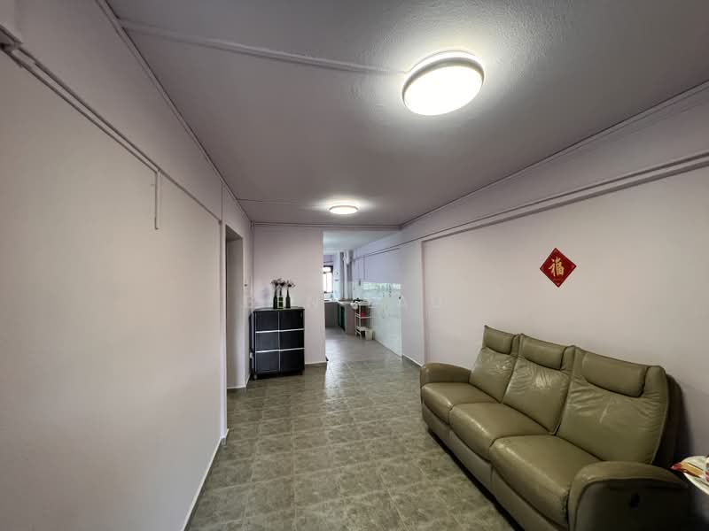 308 Clementi Avenue 4, 308 Clementi Avenue 4, 2 Bedrooms, 732 sqft, HDB Flat For Rent, by Ben Lau, 500233610 - Living Room - PropertyGuru.com.sg