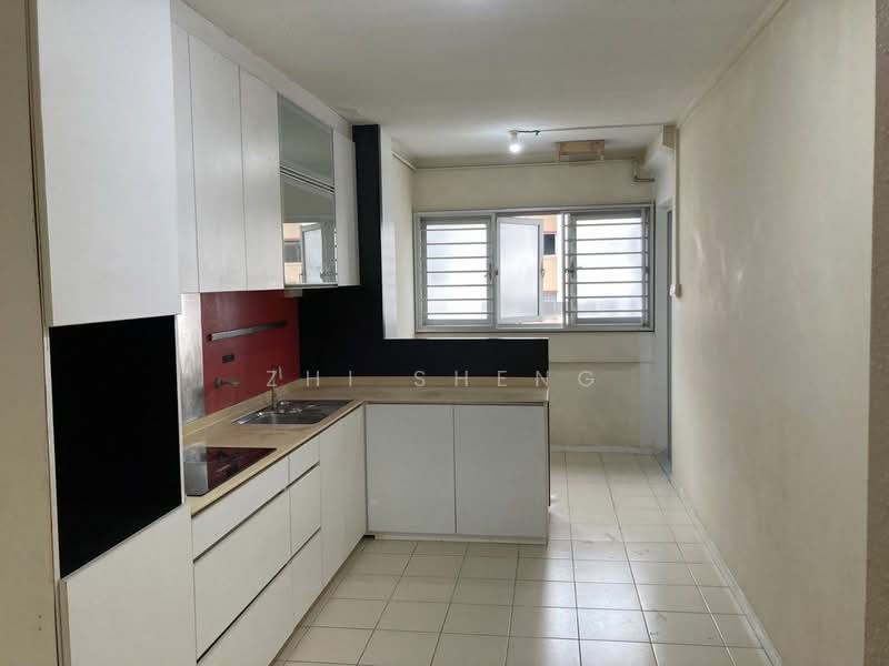 524 Hougang Avenue 6, 524 Hougang Avenue 6, 3 Bedrooms, 1,130 sqft, HDB Flat For Sale, by Zhi Sheng, 500233622 - Kitchen - PropertyGuru.com.sg