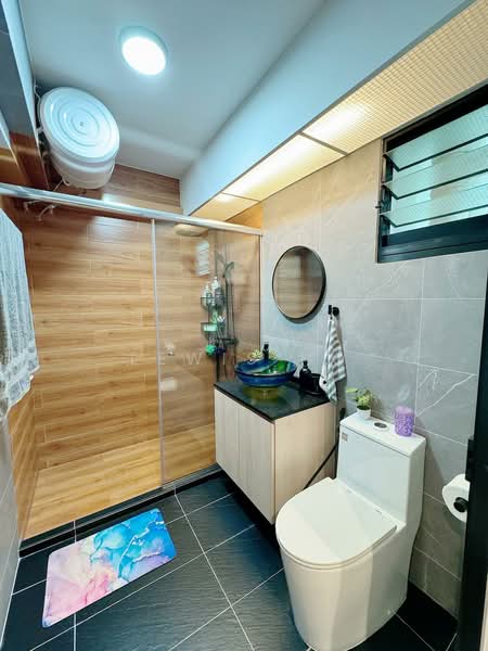 413A Northshore Drive, , 2 Bedrooms, 721 sqft, HDB Flat For Sale, by Lewis Ho, 500233625 - Bathroom - PropertyGuru.com.sg