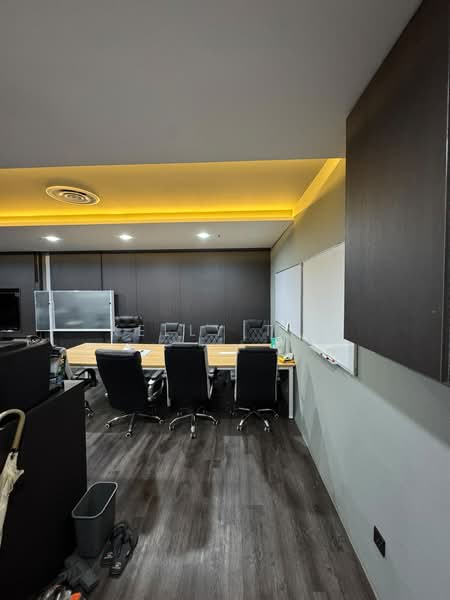 Parklane Shopping Mall, 35 Selegie Road, Beach Road / Bugis / Rochor, 602 sqft, Office For Rent, by Kelly Tay, 500233631 - Interior - CommercialGuru.com.sg