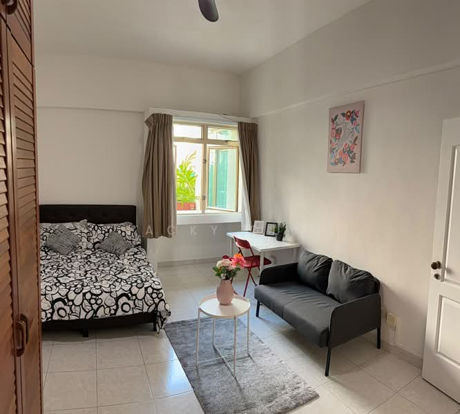 The Baycourt, 461A Upper East Coast Road, Room Rental, 130 sqft, Condominium For Rent, by Jacky Quek, 500233635 - Bedroom - PropertyGuru.com.sg