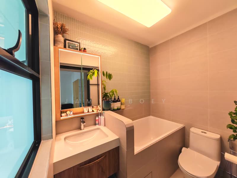 408 Pasir Ris Drive 6, 408 Pasir Ris Drive 6, 3 Bedrooms, 1,561 sqft, HDB Flat For Sale, by James Boey, 500233643 - Bathroom - PropertyGuru.com.sg