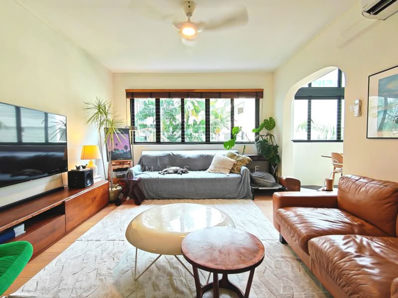 408 Pasir Ris Drive 6, 408 Pasir Ris Drive 6, 3 Bedrooms, 1,561 sqft, HDB Flat For Sale, by James Boey, 500233643 - Living Room - PropertyGuru.com.sg