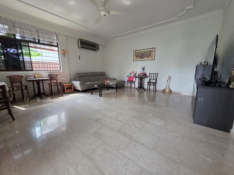 Parry Garden, Poh Huat Road, 6 Bedrooms, 4,204 sqft, Corner Terrace For Sale, by Marcus Ramsey Goh, 500233652 - Living Room - PropertyGuru.com.sg