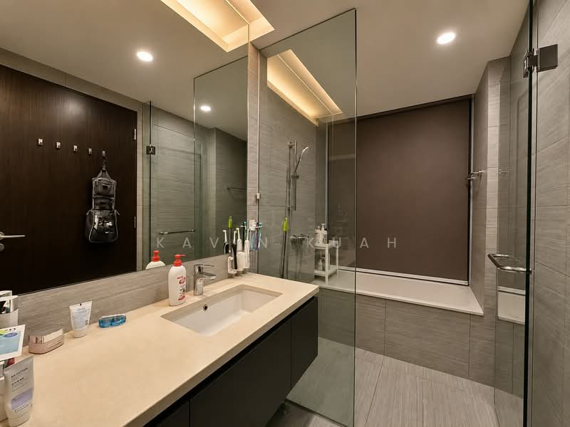 D'Nest, 139 Pasir Ris Grove, 3 Bedrooms, 1,238 sqft, Condominium For Sale, by Kavin Kuah, 500233654 - Bathroom - PropertyGuru.com.sg