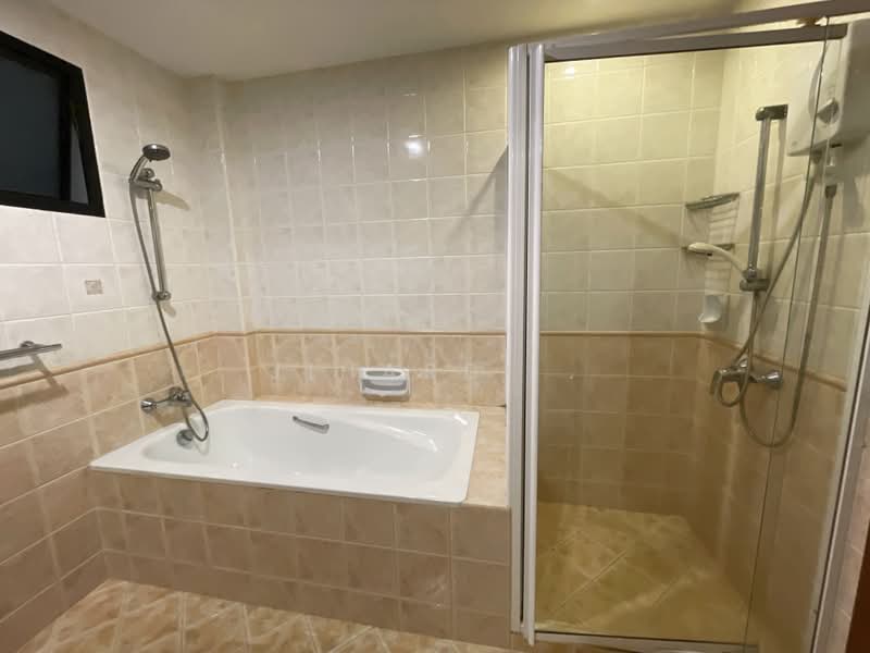 Chestervale, 31 Bangkit Road, Room Rental, 1,450 sqft, Condominium For Rent, by Jihardi, 500233663 - Bathroom - PropertyGuru.com.sg