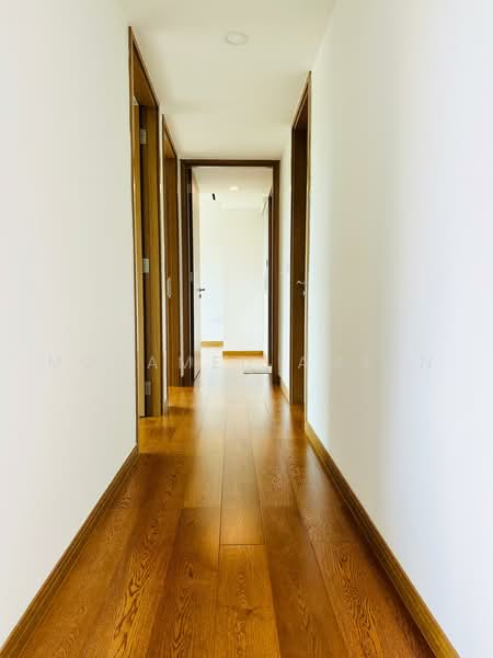 Kingsford Waterbay, 74 Upper Serangoon View, 3 Bedrooms, 1,033 sqft, Condominium For Rent, by Mohamed Ameen, 500233668 - Corridor - PropertyGuru.com.sg
