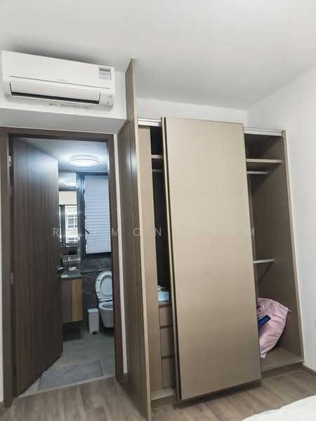 Lumina Grand, Bukit Batok West Ave. 5, Room Rental, 180 sqft, Condominium For Rent, by Raymond Sim, 500233669 - Bathroom - PropertyGuru.com.sg