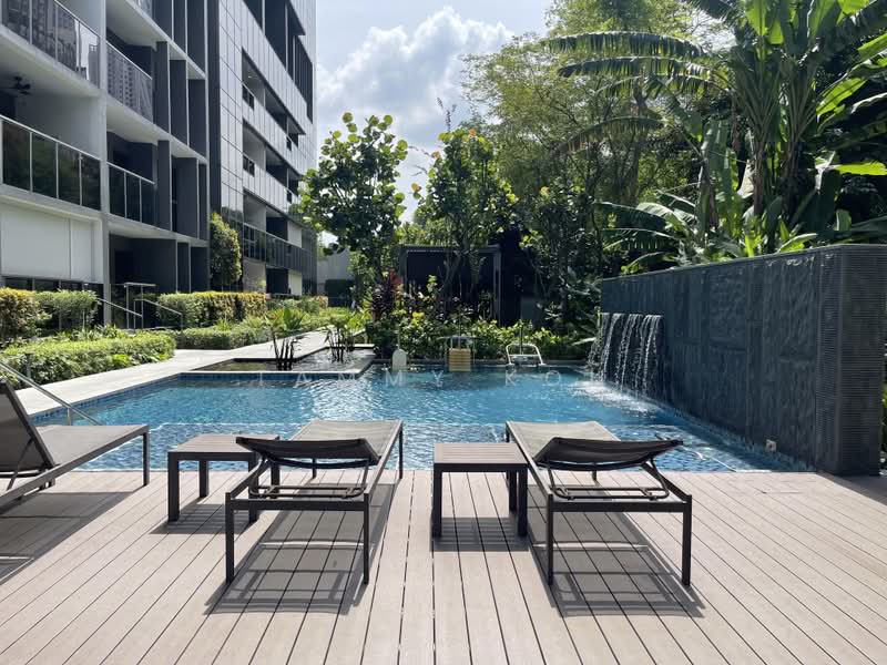 Commonwealth Towers, , 1 Bedroom, 441 sqft, Condominium For Sale, by Tammy Koh, 500233673 - Pool - PropertyGuru.com.sg
