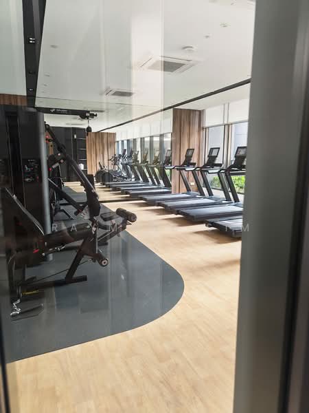 Lumina Grand, Bukit Batok West Ave. 5, Room Rental, 100 sqft, Condominium For Rent, by Raymond Sim, 500233678 - Gym - PropertyGuru.com.sg