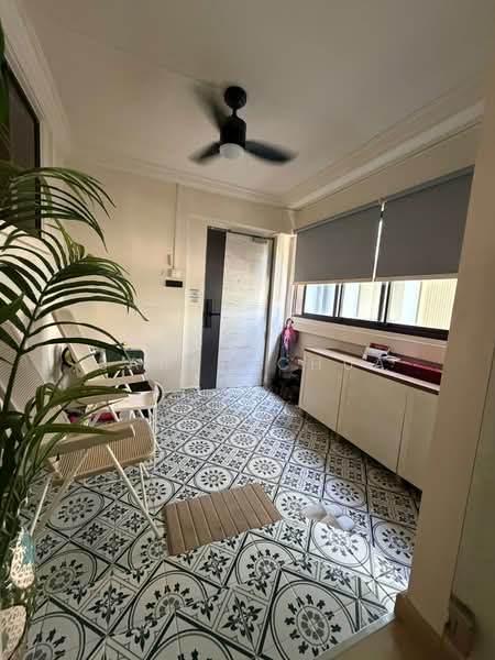 103 Tampines Street 11, 103 Tampines Street 11, 3 Bedrooms, 1,259 sqft, HDB Flat For Sale, by Sarah Chua, 500233684 - Entrance - PropertyGuru.com.sg