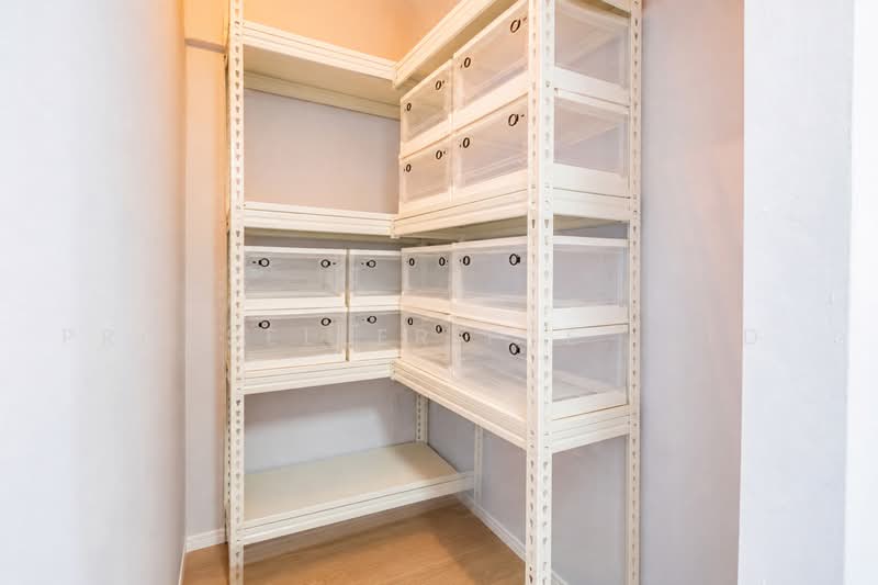 118 Potong Pasir Avenue 1, 118 Potong Pasir Avenue 1, 2 Bedrooms, 721 sqft, HDB Flat For Sale, by JOHN YEO, 500233685 - Interior - PropertyGuru.com.sg