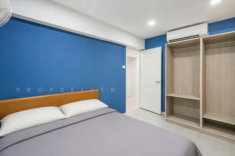 118 Potong Pasir Avenue 1, 118 Potong Pasir Avenue 1, 2 Bedrooms, 721 sqft, HDB Flat For Sale, by JOHN YEO, 500233685 - Bedroom - PropertyGuru.com.sg