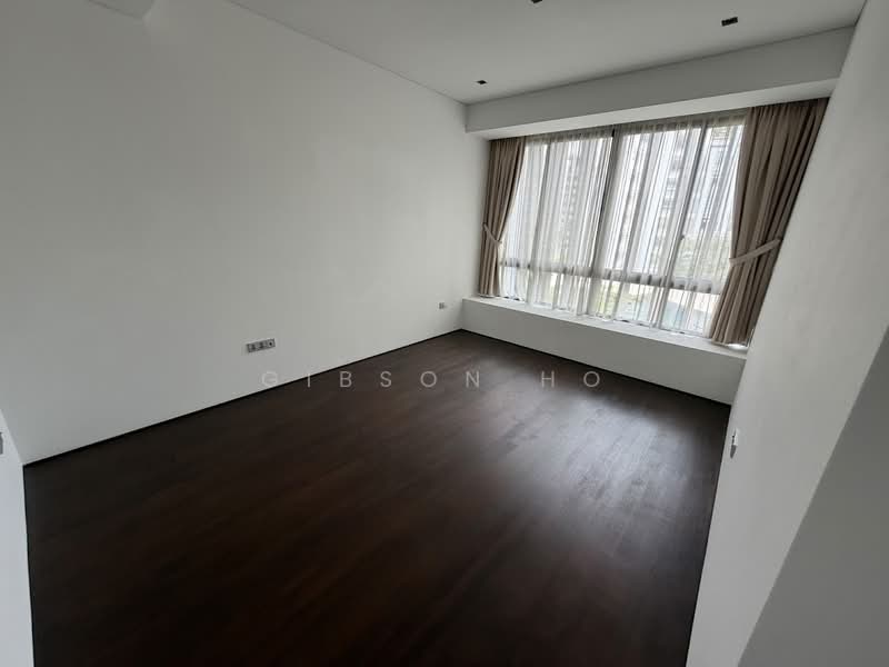 Freehold. Spacious. Selling Vacant. Mins to MRT Station, , 3 Bedrooms, 1,570 sqft, Condominium For Sale, by Gibson Ho, 500233687 - Interior - PropertyGuru.com.sg