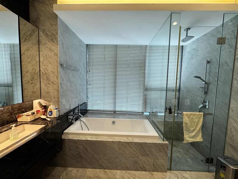 New Futura, 14 Leonie Hill Road, 4 Bedrooms, 2,250 sqft, Condominium For Sale, by Deborah Lu 陆滢滢, 500233693 - Bathroom - PropertyGuru.com.sg