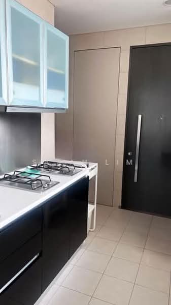 Ferrell Residences, 327 Bukit Timah Road, 3 Bedrooms, 1,841 sqft, Condominium For Sale, by Sarah Lim, 500233707 - Kitchen - PropertyGuru.com.sg