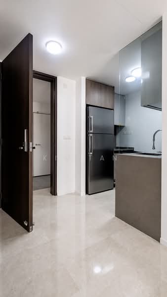 Avenue South Residence, 11 Silat Avenue, Alexandra / Commonwealth, 2 Bedrooms, 689 sqft, Condominium For Sale, by Kim Tan, 500233711 - Kitchen - PropertyGuru.com.sg