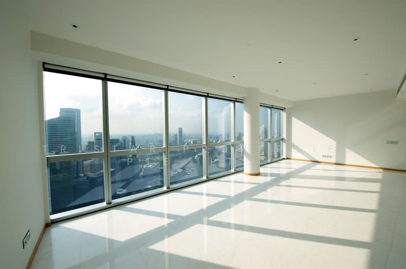 18 Marina Boulevard photo 3