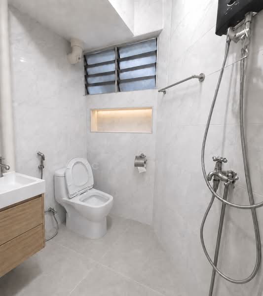 610 Ang Mo Kio Avenue 4, 610 Ang Mo Kio Avenue 4, 3 Bedrooms, 1,022 sqft, HDB Flat For Sale, by Alicia Fong, 500233722 - Bathroom - PropertyGuru.com.sg