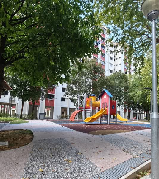 610 Ang Mo Kio Avenue 4, 610 Ang Mo Kio Avenue 4, 3 Bedrooms, 1,022 sqft, HDB Flat For Sale, by Alicia Fong, 500233722 - Exterior - PropertyGuru.com.sg