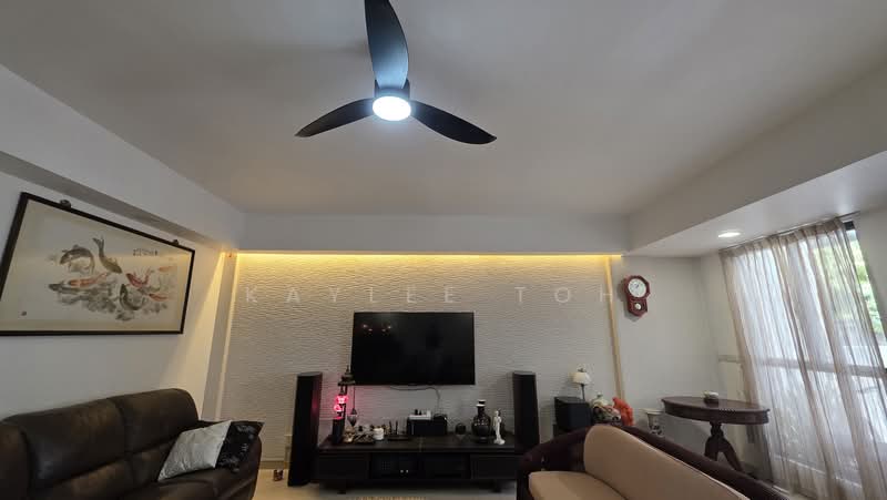 Sembawang Hills Estate, Jalan Gelenggang, 5 Bedrooms, 4,151 sqft, Terraced House For Sale, by Kaylee Toh, 500233723 - Living Room - PropertyGuru.com.sg