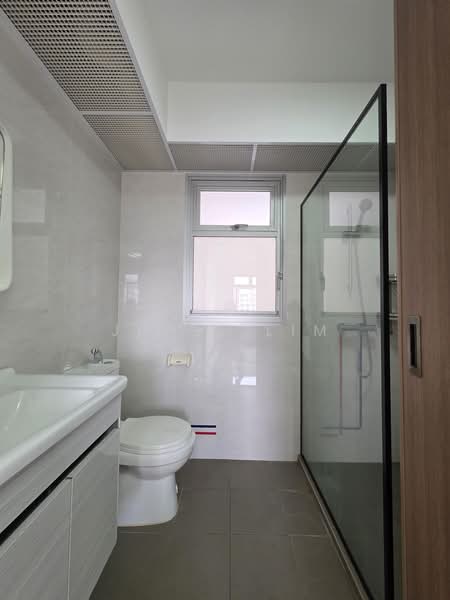 229A Sumang Lane, 229A Sumang Lane, 3 Bedrooms, 1,001 sqft, HDB Flat For Sale, by Junie Lim, 500233725 - Bathroom - PropertyGuru.com.sg