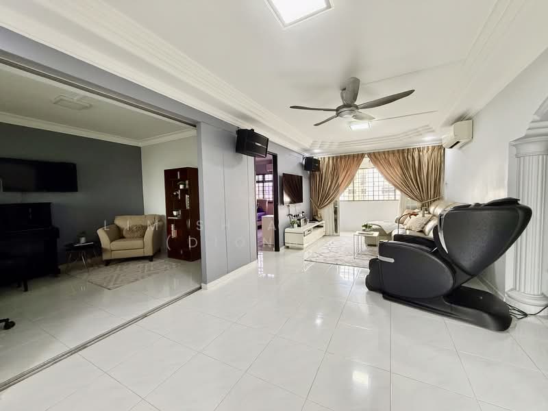 861 Woodlands Street 83, 861 Woodlands Street 83, 3 Bedrooms, 1,367 sqft, HDB Flat For Sale, by Lim Shiao Peng (Dionnis), 500233739 - Living Room - PropertyGuru.com.sg