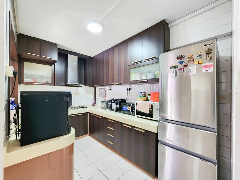 861 Woodlands Street 83, 861 Woodlands Street 83, 3 Bedrooms, 1,367 sqft, HDB Flat For Sale, by Lim Shiao Peng (Dionnis), 500233739 - Kitchen - PropertyGuru.com.sg