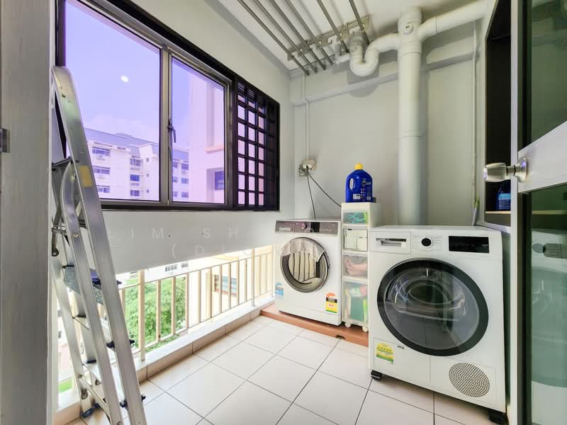 861 Woodlands Street 83, 861 Woodlands Street 83, 3 Bedrooms, 1,367 sqft, HDB Flat For Sale, by Lim Shiao Peng (Dionnis), 500233739 - Balcony - PropertyGuru.com.sg