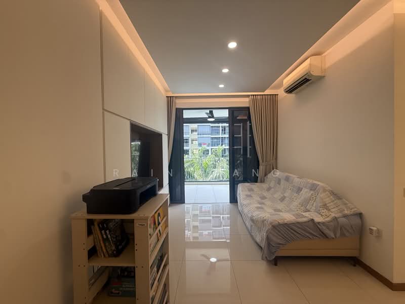 Wandervale, 351 Choa Chu Kang Avenue 3, 3 Bedrooms, 958 sqft, Condominium For Sale, by Rainie Ang, 500233742 - Living Room - PropertyGuru.com.sg