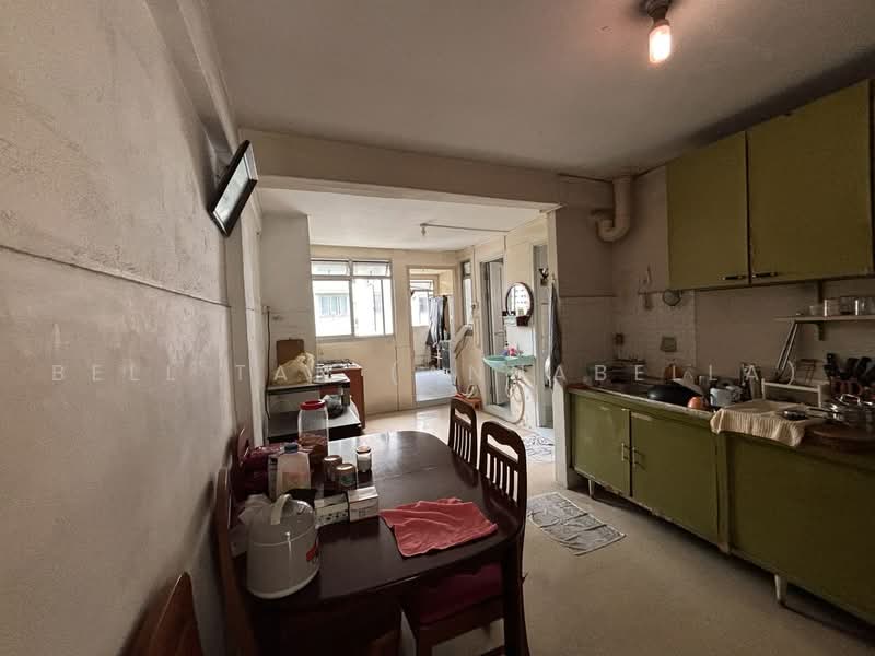 108 Lorong 1 Toa Payoh, 108 Lorong 1 Toa Payoh, 3 Bedrooms, 710 sqft, HDB Flat For Sale, by Bell Tan (Annabella), 500233749 - Kitchen - PropertyGuru.com.sg