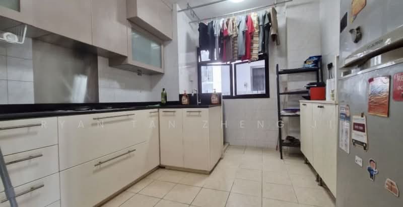 108C Mcnair Road, 108C Mcnair Road, 3 Bedrooms, 926 sqft, HDB Flat For Sale, by Ryan Tan Zheng Jie, 500233752 - Kitchen - PropertyGuru.com.sg