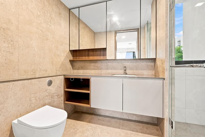 Norwood Grand, , 4 Bedrooms, 1,313 sqft, Condominium For Sale, by Joey Chee, 500233781 - Bathroom - PropertyGuru.com.sg
