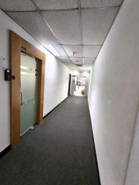 Tong Eng Building, 101 Cecil Street, 463 sqft, Office For Rent, by KENNETH SIM, 500233821 - Corridor - CommercialGuru.com.sg
