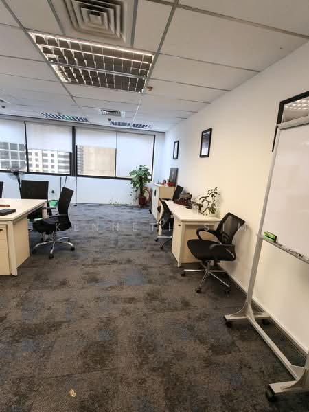 Tong Eng Building, 101 Cecil Street, 463 sqft, Office For Rent, by KENNETH SIM, 500233821 - Existing interior movable items - CommercialGuru.com.sg