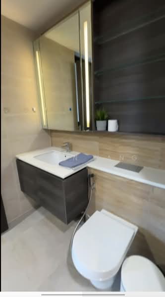 Sims Urban Oasis, 4 Sims Drive, 3 Bedrooms, 1,023 sqft, Condominium For Sale, by Shawn Yang, 500233822 - Bathroom - PropertyGuru.com.sg