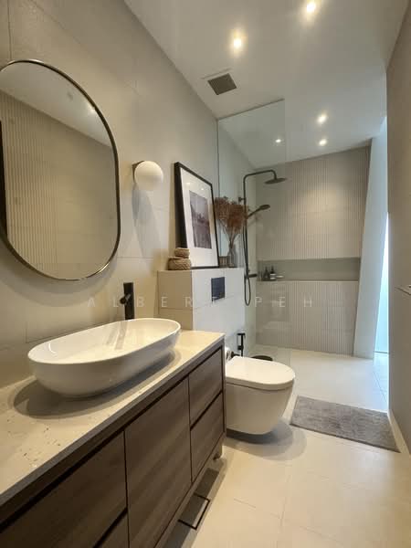 Avant Parc, Wak Hassan Place, 6 Bedrooms, 7,500 sqft, Corner Terrace For Sale, by Albert Peh, 500233824 - Bathroom - PropertyGuru.com.sg